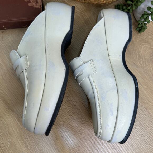 FREE PEOPLE Winston Platform Loafer Mules SZ 39.5 / 9.5 Distressed White Leather - Picture 7 of 11